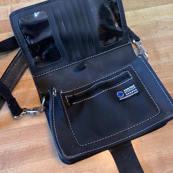 Littlearth Fold Over Purse Crossbody bag made from recycled material - Picture 10 of 10